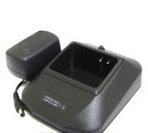 ICOM IC-T81A charger